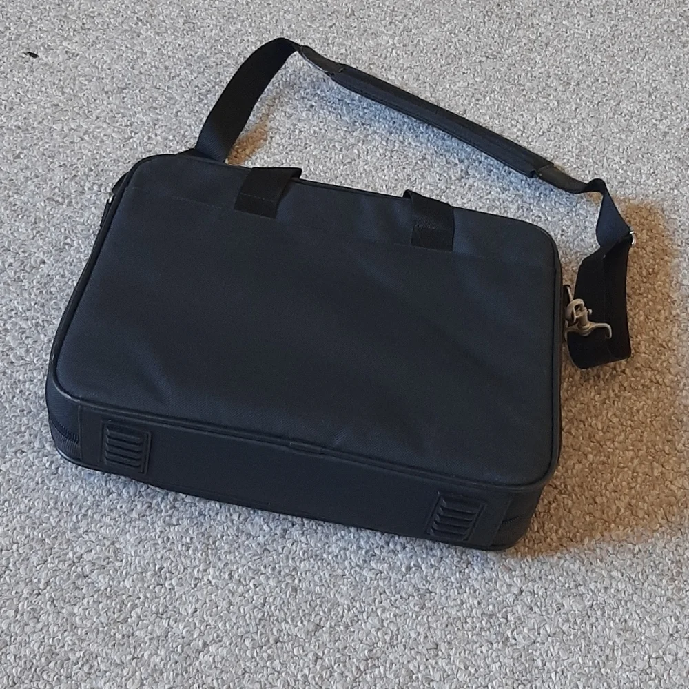 Icon Briefcase/Lap Top Computer Bag